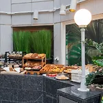 Thon Cecil Hotel