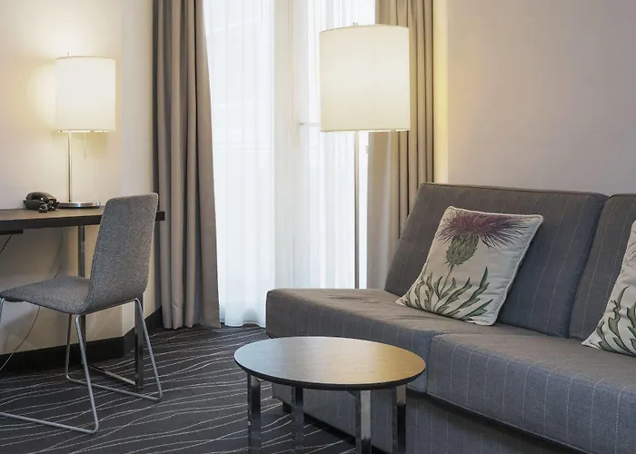 Hotell Thon Cecil 4*